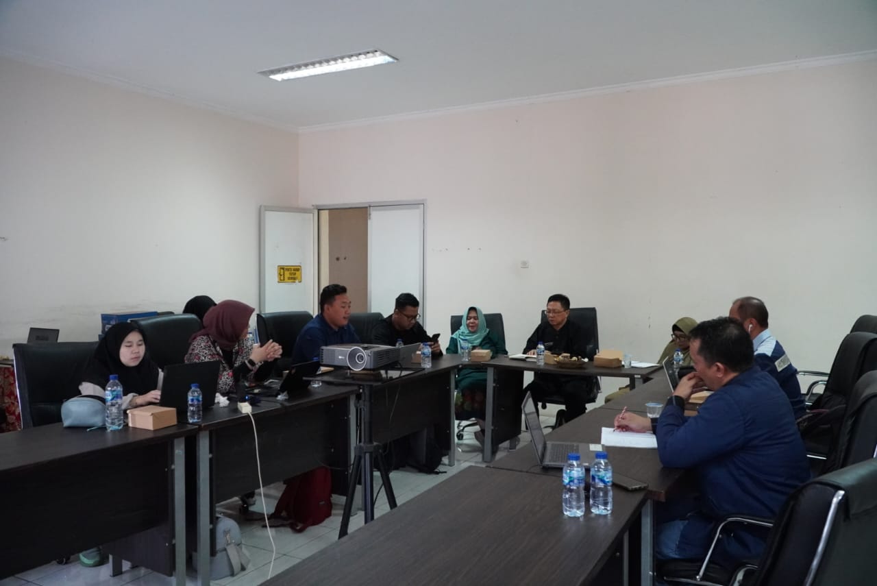 Menata Regulasi dan Kolaborasi untuk Pengelolaan Lingkungan Cianjur