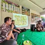 Sosialisasi Pendataan Pertanian di Desa Cipeuteuy Hadirkan Paparan Tim P4W IPB dan Mahasiswa KKN